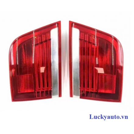 Đèn hậu miếng trong bên lái xe BMW X5 E70_ 63217200821